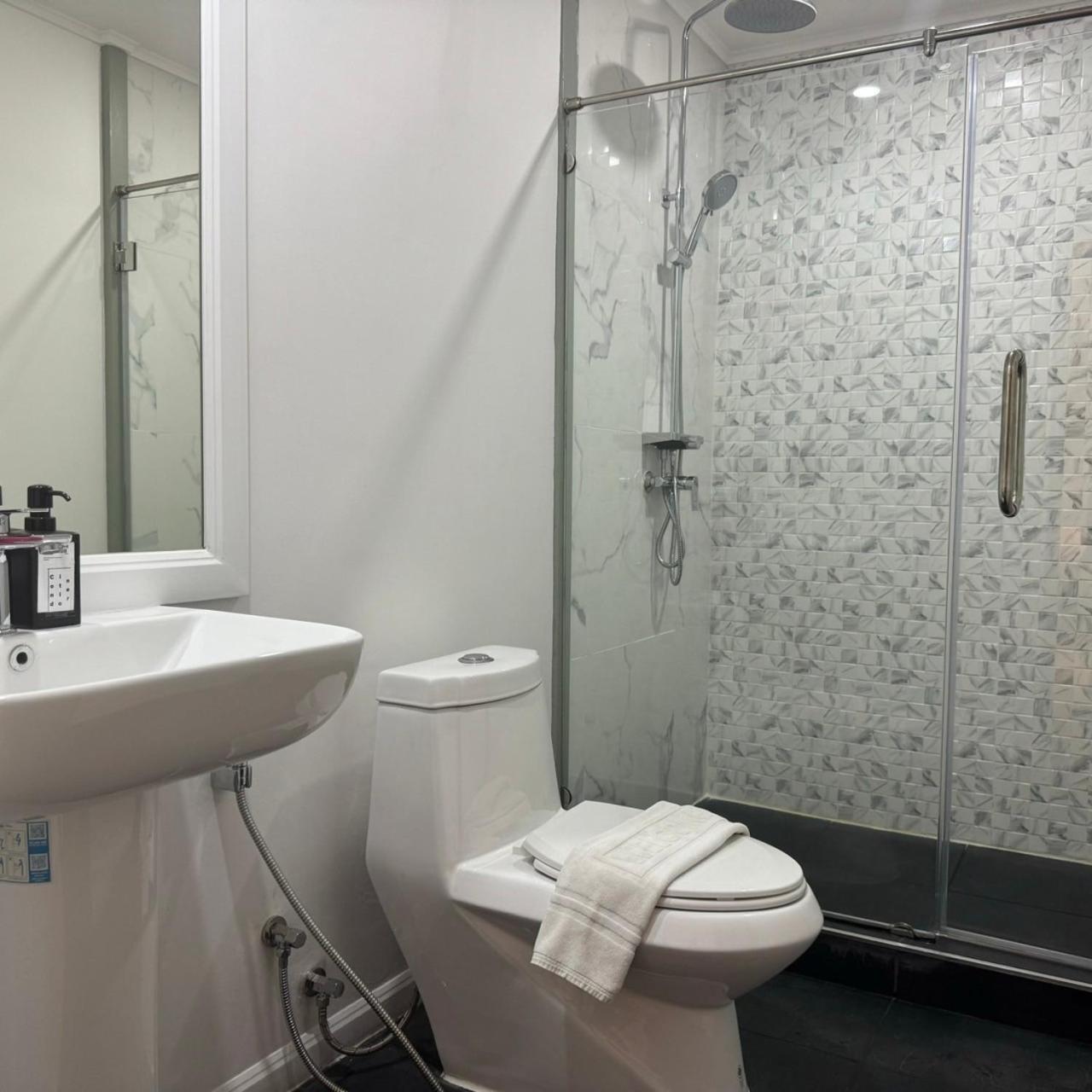 O'Shea'S Sukhumvit Bangkok Hotell Eksteriør bilde
